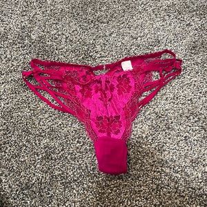 BRAND NEW VS/pink lace strappy cheekini